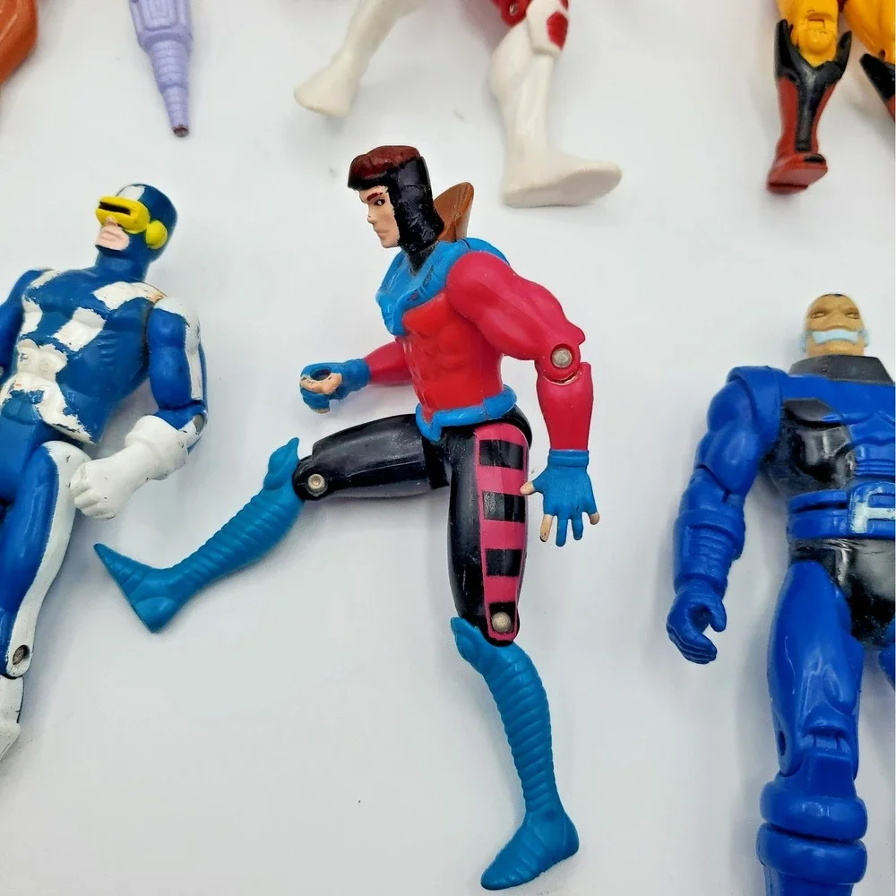Vintage 1990s Toy Biz Marvel X-Men DC Action Figure Lot 11 Figures